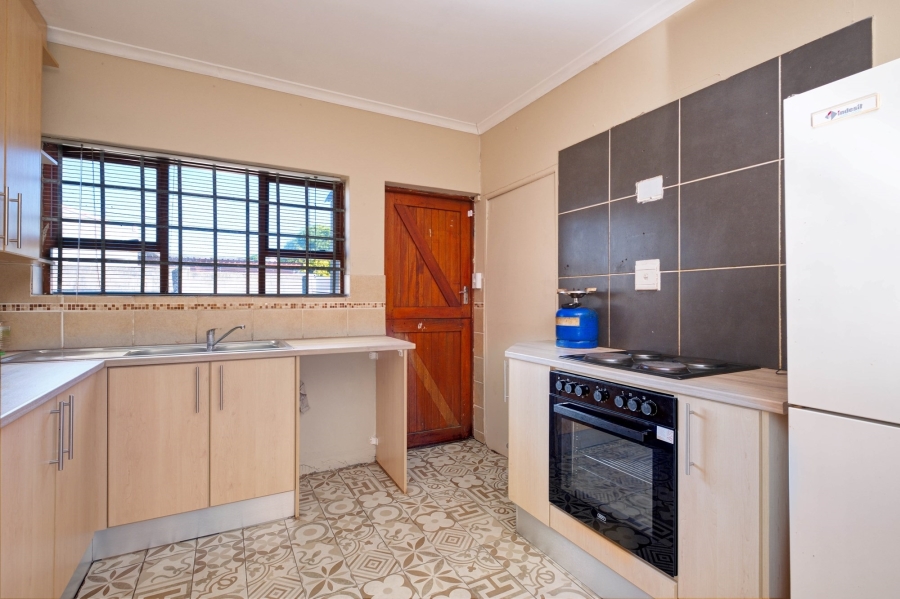 3 Bedroom Property for Sale in Sherwood Eastern Cape